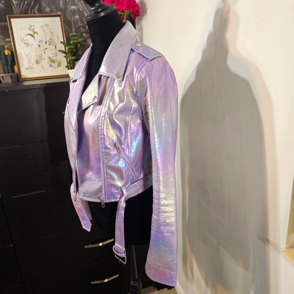 S Forever21, holographic, dichroic, iridescent, rainbow, lavender jacket. - Picture 5 of 12